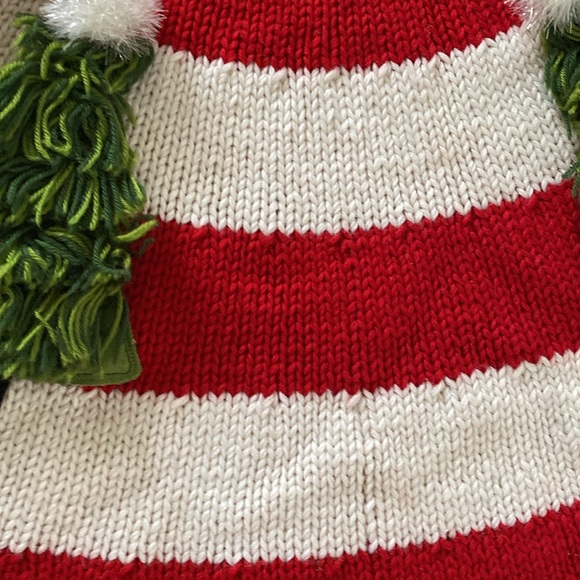 Hand knit Christmas tree round 51” skirt - Picture 7 of 9